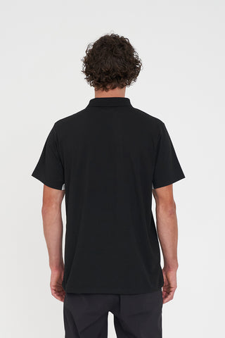 TECH PANEL SS POLO BLACK/CHALK