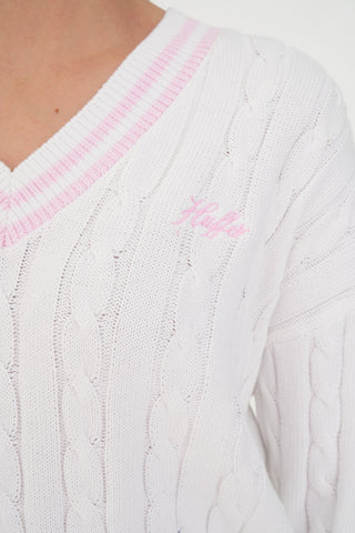 V-NECK CABLE KNIT SWEATER WHITE